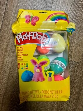NWT’s Play-Doh 9pack Easter Egg Surprise Pack - Multicolor